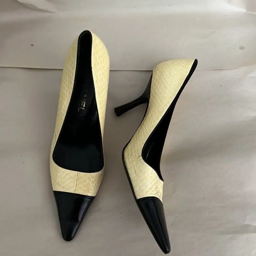 CHANEL VINTAGE SNAKESKIN PUMPS SIZE 8 - Picture 2 of 8